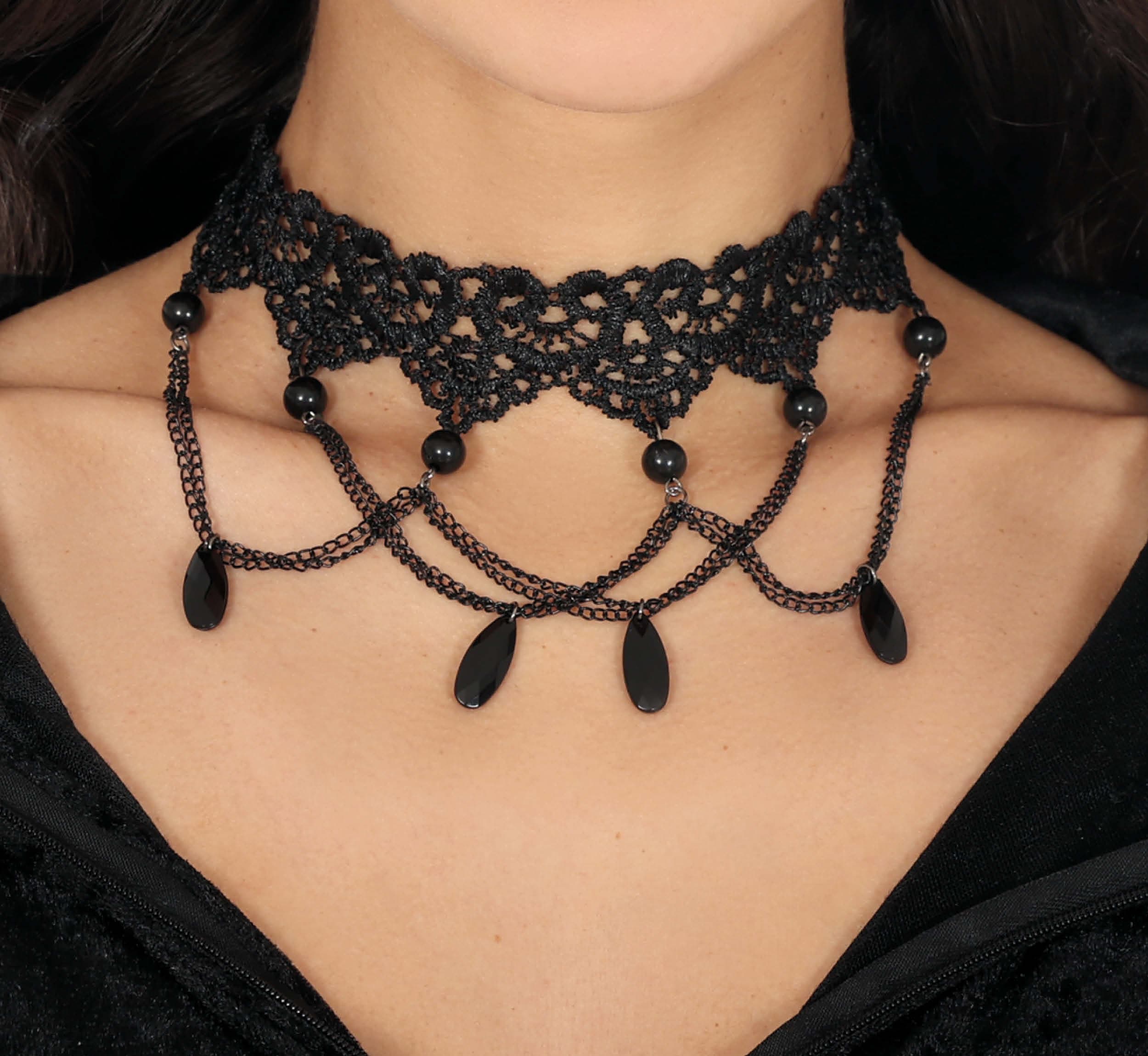 Sort broderet choker med perler, ca. 16,6 cm