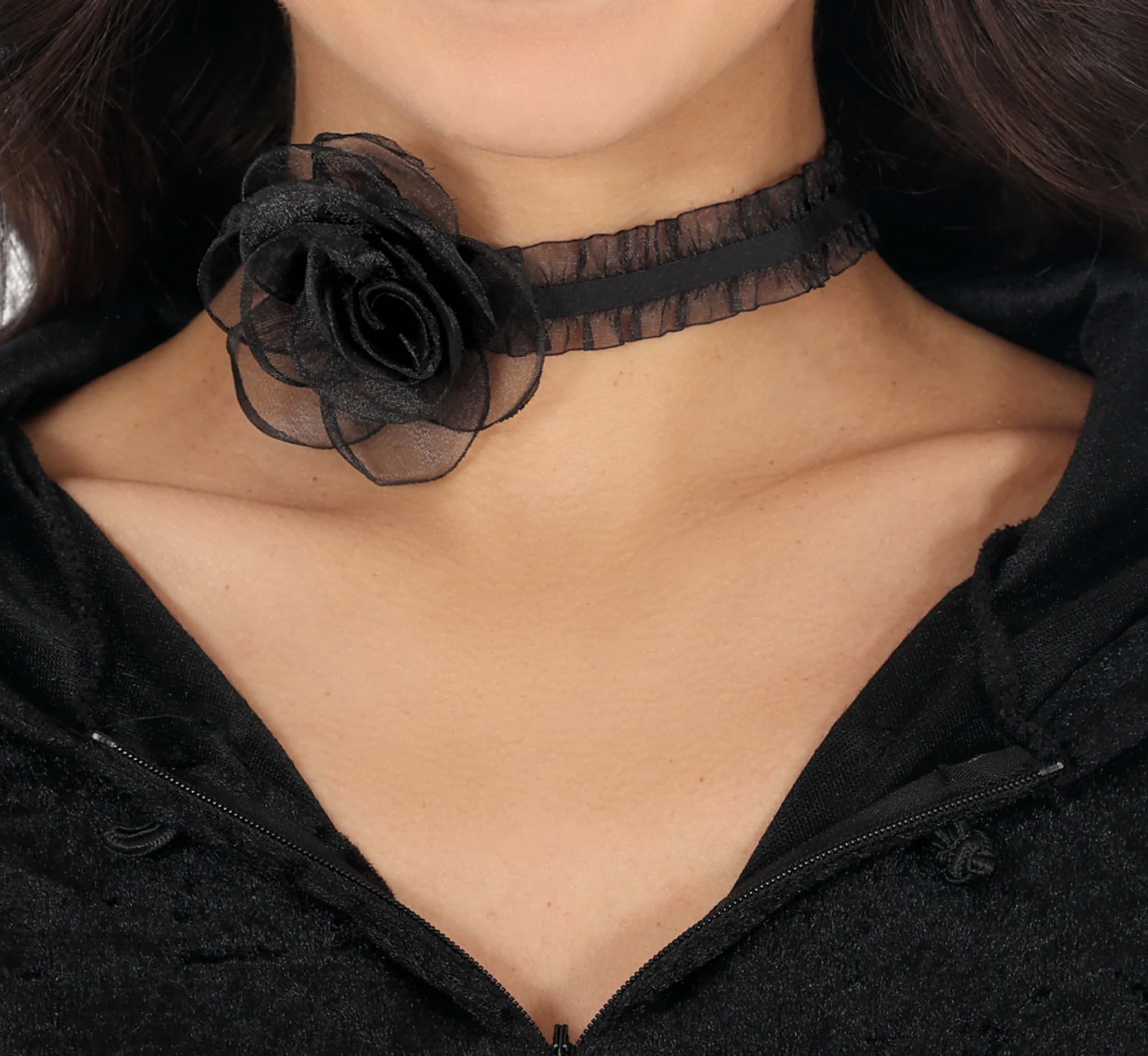 Choker med sort rose